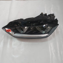 Load image into Gallery viewer, Frontscheinwerfer VW Golf Sportsvan 517941751B Xenon Links Headlight SCH7922638390bq