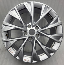 Load image into Gallery viewer, 1x Alufelge 18 Zoll 8.0" 5x112 44ET Glanz Silber 3P0601025E Skoda Superb FEL1493461195vb