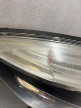 Load image into Gallery viewer, Frontscheinwerfer Renault Scenic 260106928 Rechts Scheinwerfer Headlight SCH8361842923xv