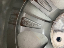 Load image into Gallery viewer, 1x Alufelge 15 Zoll 6.0" 4x100 47ET Glanz Grau 52910-C8800 Hyundai I10 Mg FEL5951436793vi