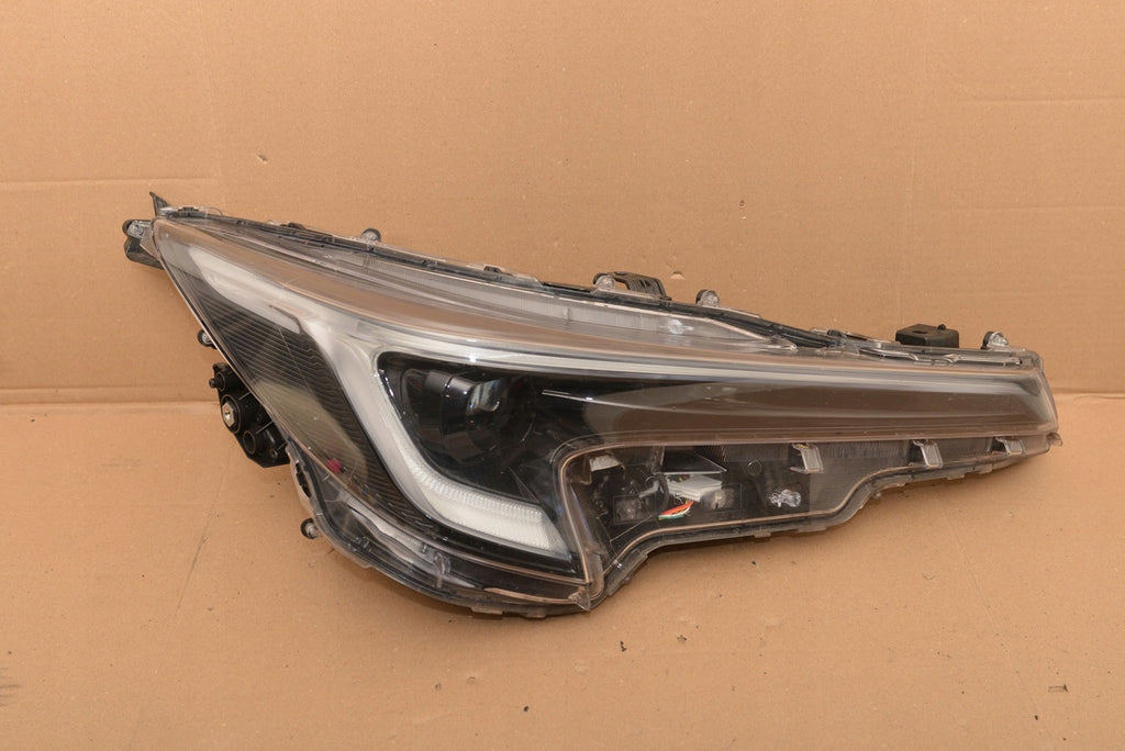 Frontscheinwerfer Toyota Corolla 81110-02X10 LED Rechts Scheinwerfer Headlight SCH4306239397oy