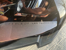 Laden Sie das Bild in den Galerie-Viewer, Frontscheinwerfer Peugeot 5008 II 1675889580 Full LED Rechts oder Links SCH2182951468du