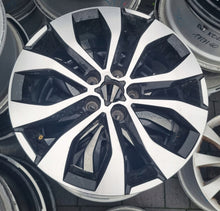 Laden Sie das Bild in den Galerie-Viewer, 1x Alufelge 17 Zoll 7.0&quot; 5x114.3 43ET 403000483 Renault Megane Scenic Rim Wheel