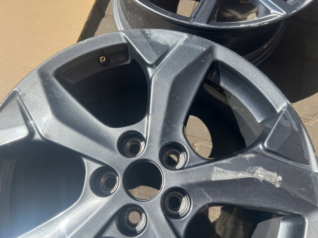 1x Alufelge 18 Zoll 7.5" 5x108 47,5ET Matt Grau LJ8C-1007-A1B Ford Puma