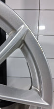 Load image into Gallery viewer, 1x Alufelge 18 Zoll 7.0" 5x112 22ET Glanz Silber 6880047 BMW G01 Rim Wheel FEL3279600909ln
