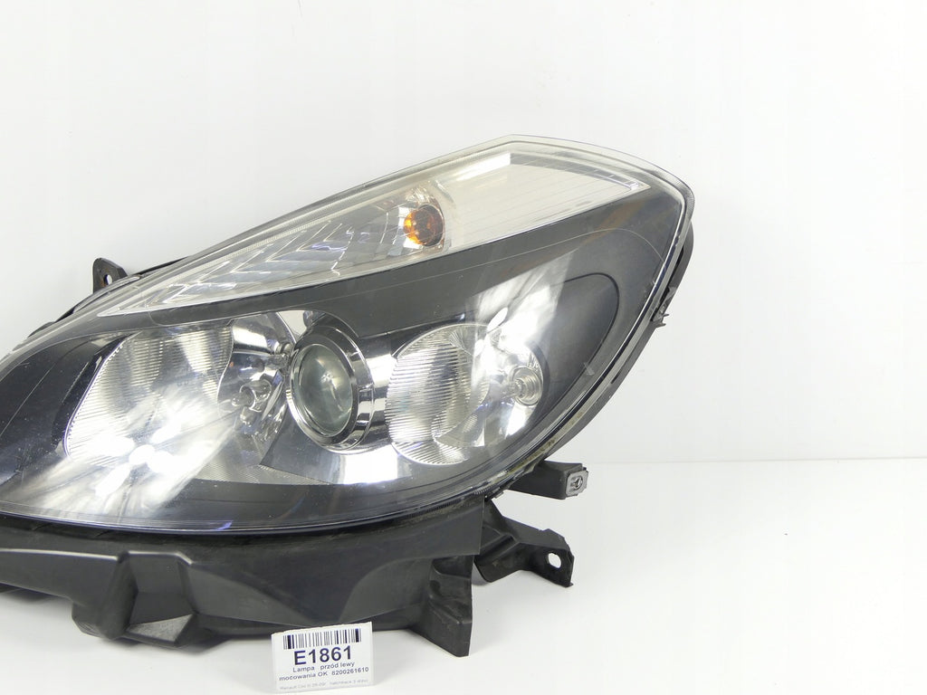 Frontscheinwerfer Renault Clio Hatchback III 8200261610 Links Headlight SCH6540521634xp