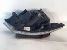 Laden Sie das Bild in den Galerie-Viewer, Frontscheinwerfer Mercedes-Benz Vito W447 A4479069700 Links Headlight SCH3501044574fn