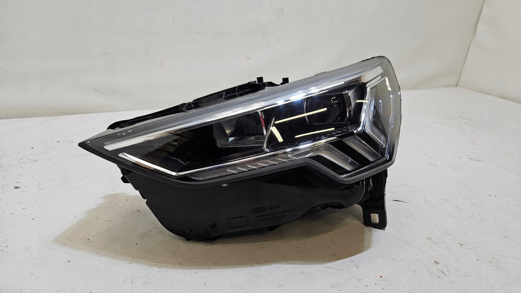 Frontscheinwerfer Audi Q3 83A941033 Links Scheinwerfer Headlight