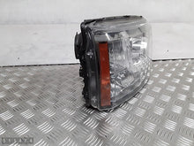 Load image into Gallery viewer, Frontscheinwerfer Land Rover I Discovery AH22-13W029-AB Rechts Headlight SCH9177915428wl