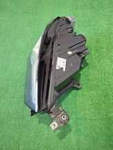 Laden Sie das Bild in den Galerie-Viewer, Frontscheinwerfer Seat Ateca Rechts Scheinwerfer Headlight SCH4828516791ch
