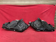 Laden Sie das Bild in den Galerie-Viewer, Frontscheinwerfer Skoda Superb III 3V1941016D Full LED Rechts oder Links