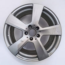 Laden Sie das Bild in den Galerie-Viewer, 1x Alufelge 18 Zoll 9.0&quot; 5x112 A2124011402 Mercedes-Benz W212 Rim Wheel