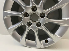 Laden Sie das Bild in den Galerie-Viewer, 1x Alufelge 16 Zoll 6.5&quot; 5x112 46ET Glanz Silber 8V0601025BM Audi A3 Rim Wheel