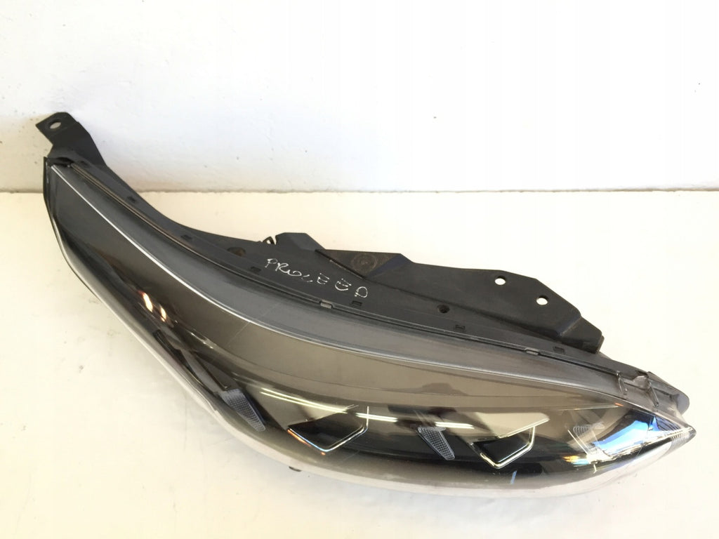 Frontscheinwerfer Kia Ceed 92102-J7500P LED Ein Stück (Rechts oder Links)