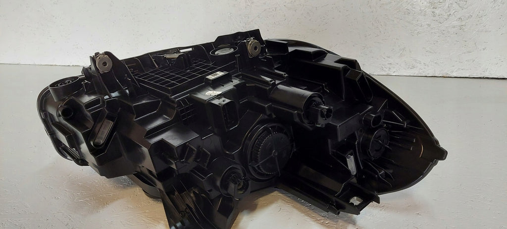 Frontscheinwerfer BMW 1 F40 7214913-12 LED Ein Stück (Rechts oder Links) SCH1053627365zm