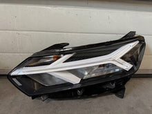 Load image into Gallery viewer, Frontscheinwerfer Dacia Sandero III 260602561R Links Scheinwerfer Headlight SCH4203977539ag