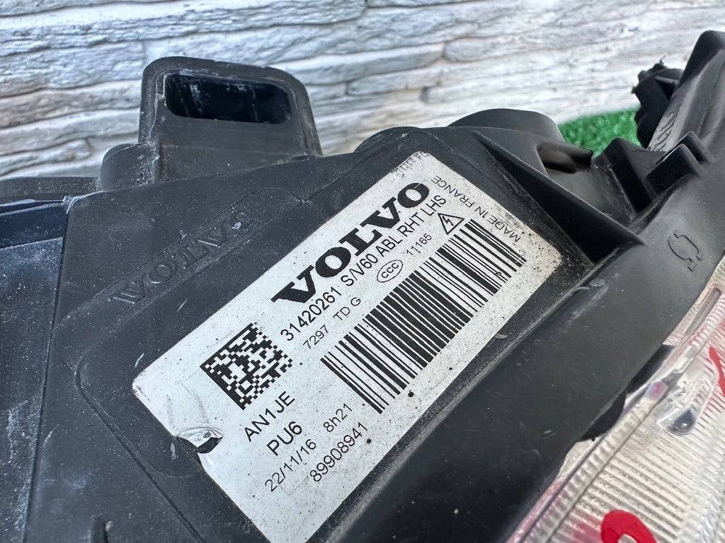 Frontscheinwerfer Volvo S60 V60 31420261 Links Scheinwerfer Headlight SCH5385536798qe