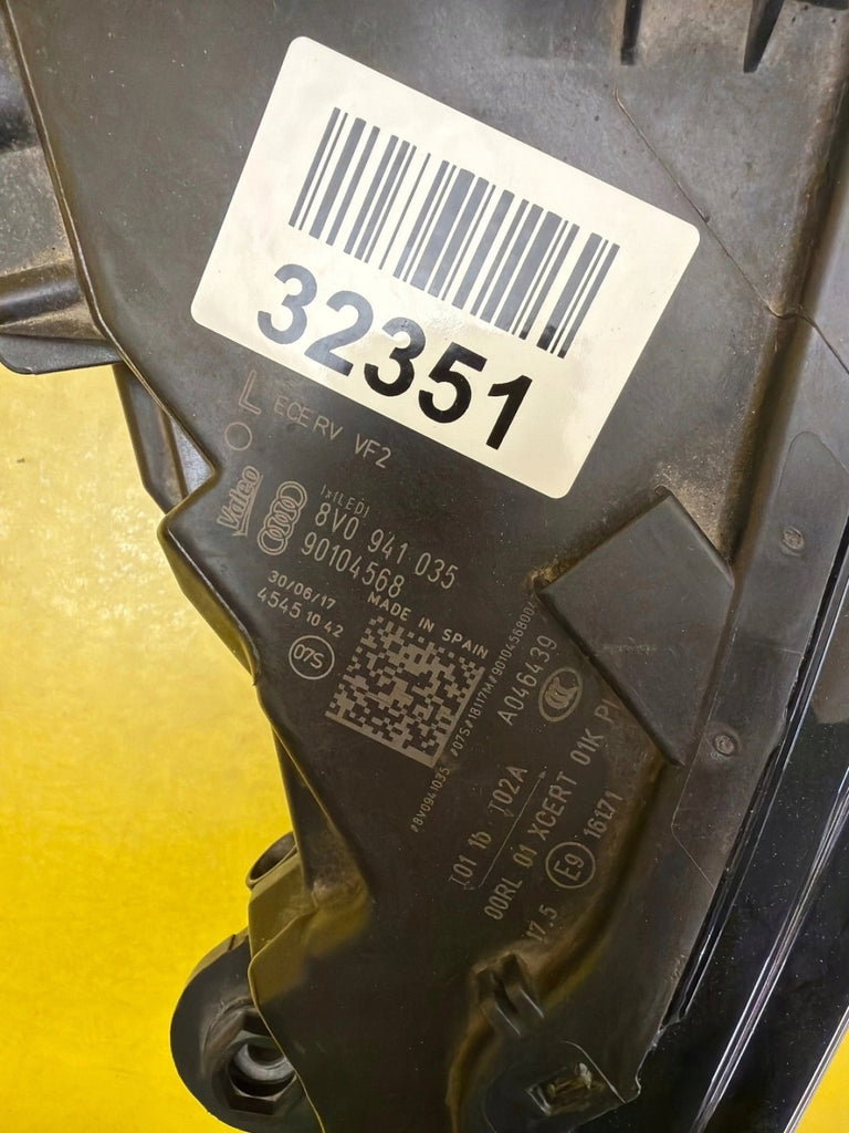Frontscheinwerfer Audi A3 Links Scheinwerfer Headlight SCH7338030831mc