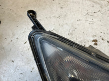 Laden Sie das Bild in den Galerie-Viewer, Frontscheinwerfer Opel Astra J 13371596 Rechts Scheinwerfer Headlight SCH9441465175zc