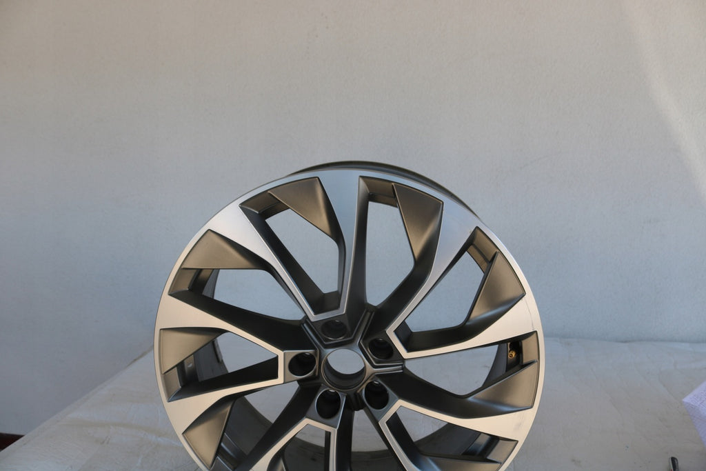 1x Alufelge 17 Zoll 7.0" 5x112 565601025BD 51730298RAD Skoda Rim Wheel