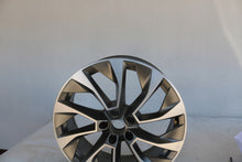 Laden Sie das Bild in den Galerie-Viewer, 1x Alufelge 17 Zoll 7.0&quot; 5x112 565601025BD 51730298RAD Skoda Rim Wheel