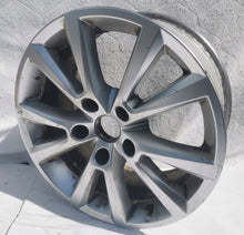 Load image into Gallery viewer, 1x Alufelge 18 Zoll 8.0" 5x130 53ET 7P6601025C VW Touareg Rim Wheel FEL8208702201id