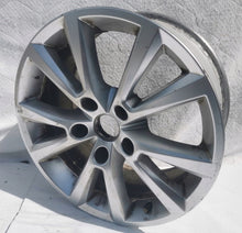 Load image into Gallery viewer, 1x Alufelge 18 Zoll 8.0" 5x130 53ET 7P6601025C VW Touareg Rim Wheel FEL8208702201id