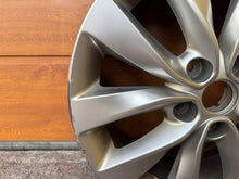 Load image into Gallery viewer, 1x Alufelge 17 Zoll 7.5&quot; 5x114.3 52 5ET 52910-D4250 Kia Optima Rim Wheel