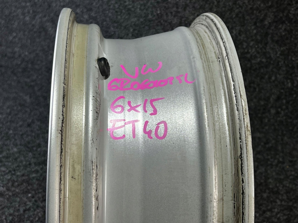 1x Alufelge 15 Zoll 6R0601025L VW Polo Rim Wheel FEL3789195767oj