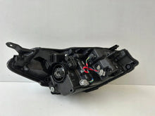 Load image into Gallery viewer, Frontscheinwerfer Toyota Yaris Links Scheinwerfer Headlight