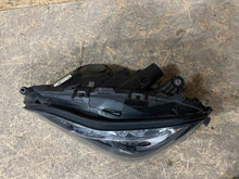Laden Sie das Bild in den Galerie-Viewer, Frontscheinwerfer Mercedes-Benz W212 A2129063103 Full LED Links Headlight SCH3939660728lp
