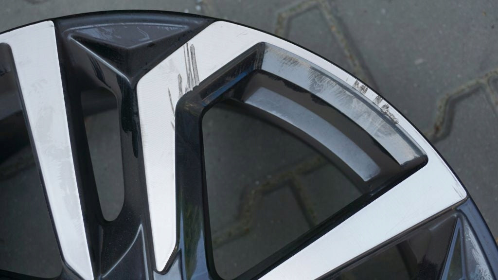 1x Alufelge 18 Zoll 7.5" 5x108 50ET 31423875 Volvo V40 Cross Country V60