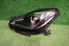 Laden Sie das Bild in den Galerie-Viewer, Frontscheinwerfer Maserati I 06701573270 Links Scheinwerfer Headlight SCH2646273235zy