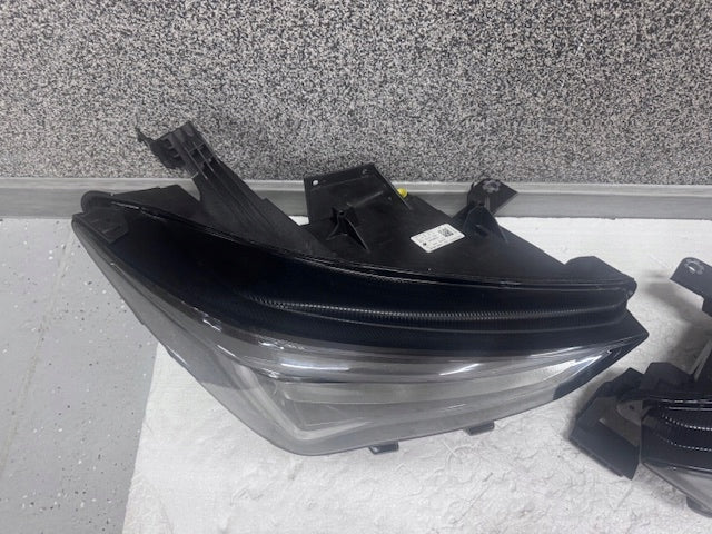 Frontscheinwerfer Cupra Born 10F941007K 10F941008K Ein Satz Headlight SCH7206546890bi