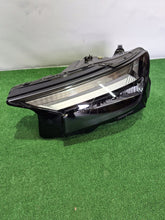 Laden Sie das Bild in den Galerie-Viewer, Frontscheinwerfer Audi Etron 89A941033D Full LED Links Scheinwerfer Headlight