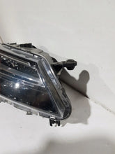 Laden Sie das Bild in den Galerie-Viewer, Frontscheinwerfer Seat Ateca 90117434 LED Ein Stück (Rechts oder Links)