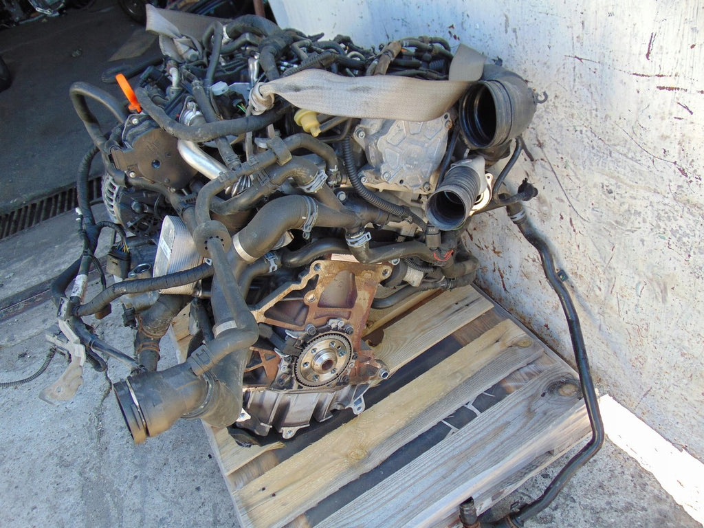 Motor VW Caddy III CAYD CAYE 1.6 TDI 50TKm 2010 Diesel Engine Komplett