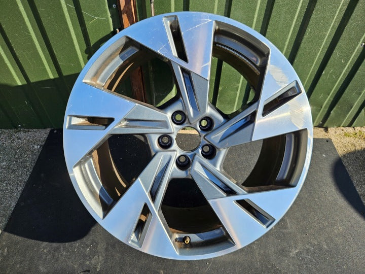 1x Alufelge 20 Zoll 9.0" 5x112 38ET 4KE601025T Audi E-Tron Rim Wheel FEL1327661442nt