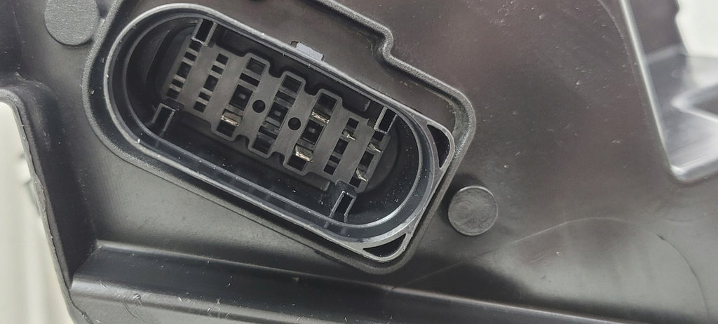 Frontscheinwerfer VW Golf VIII 5H1941005C 90150890 LED Links Headlight SCH4805004104yv