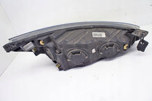 Laden Sie das Bild in den Galerie-Viewer, Frontscheinwerfer Ford Focus MX7B-13E015-CE Links Scheinwerfer Headlight SCH3100385548ae