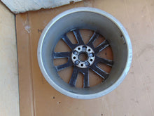 Load image into Gallery viewer, 1x Alufelge 17 Zoll 7.5&quot; 5x112 51ET Glanz Silber 8V0601025CS Audi A3 Rim Wheel