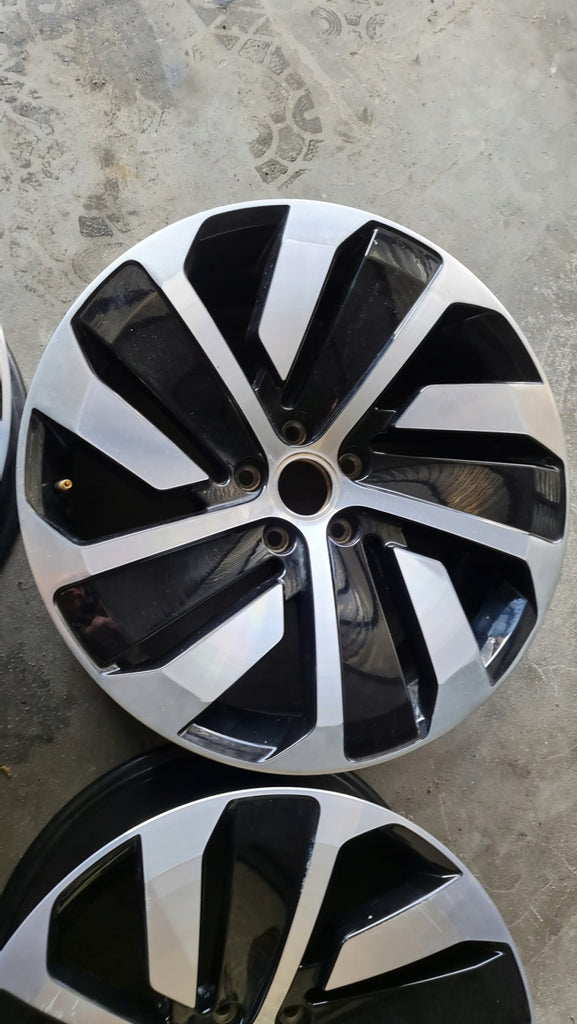 4x Alufelge 19 Zoll 8.0" 5x112 40ET Glanz Schwarz 3G8601025P VW Arteon Rim Wheel FEL4218841097go