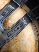 Laden Sie das Bild in den Galerie-Viewer, 1x Alufelge 19 Zoll 8.0" 5x112 27ET 8089894 BMW 8 Rim Wheel FEL5321325512bg