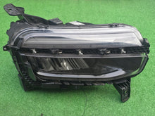 Laden Sie das Bild in den Galerie-Viewer, Frontscheinwerfer Jeep 52218715 LED Rechts Scheinwerfer Headlight SCH9240087269wj