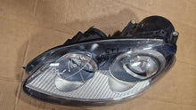 Laden Sie das Bild in den Galerie-Viewer, Frontscheinwerfer VW Golf V Jetta 1K6941031 Xenon Links Scheinwerfer Headlight SCH3548564082jg