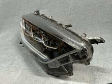Load image into Gallery viewer, Frontscheinwerfer Toyota Yaris LED Rechts Scheinwerfer Headlight
