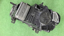 Laden Sie das Bild in den Galerie-Viewer, Frontscheinwerfer BMW X5 F15 F16 7424168AI01 Rechts Scheinwerfer Headlight