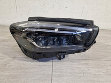 Laden Sie das Bild in den Galerie-Viewer, Frontscheinwerfer Mercedes-Benz W247 A2479060605 Full LED Rechts Headlight