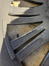 Load image into Gallery viewer, 1x Alufelge 19 Zoll 8.0" 5x112 44ET Glanz Schwarz 3V0601025- Skoda Superb Iii FEL5317418520gt
