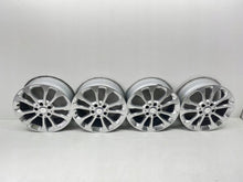 Laden Sie das Bild in den Galerie-Viewer, 4x Alufelge 17 Zoll 6.5" 5x112 38ET Glanz Silber A1564011700 Mercedes-Benz Gla FEL3715964655iy